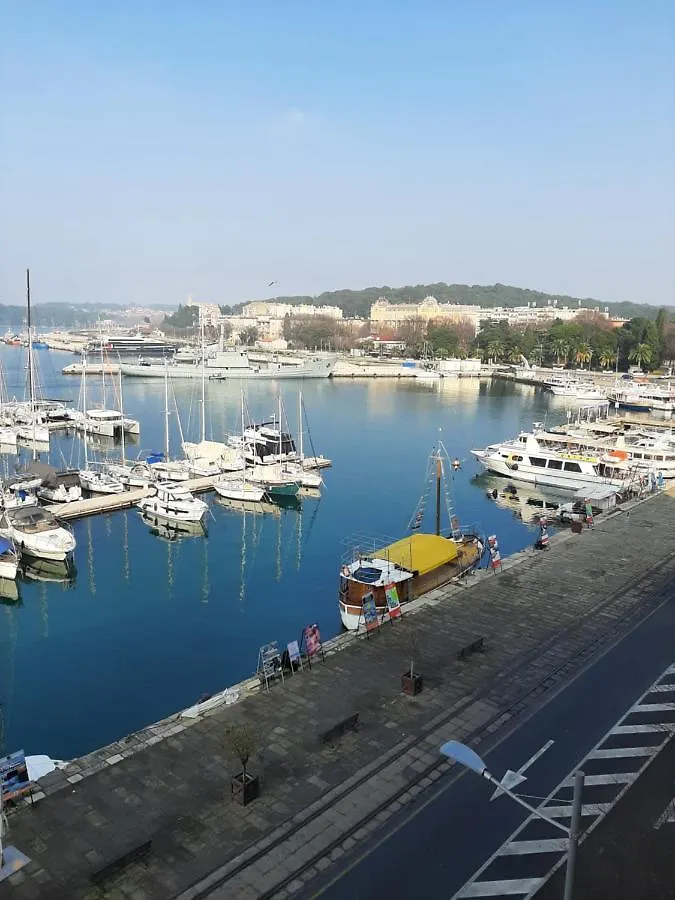 Apartment Marina With Sea View 0*, Pula Croatia